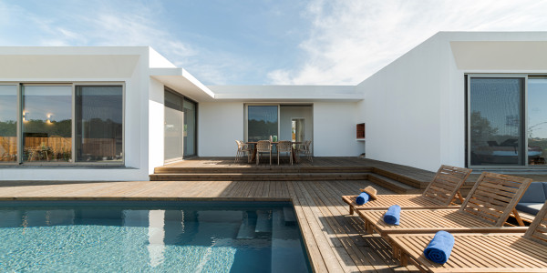 Reformas Integrales de Casas Pacs del Penedès · Construcción y Reforma de Piscinas